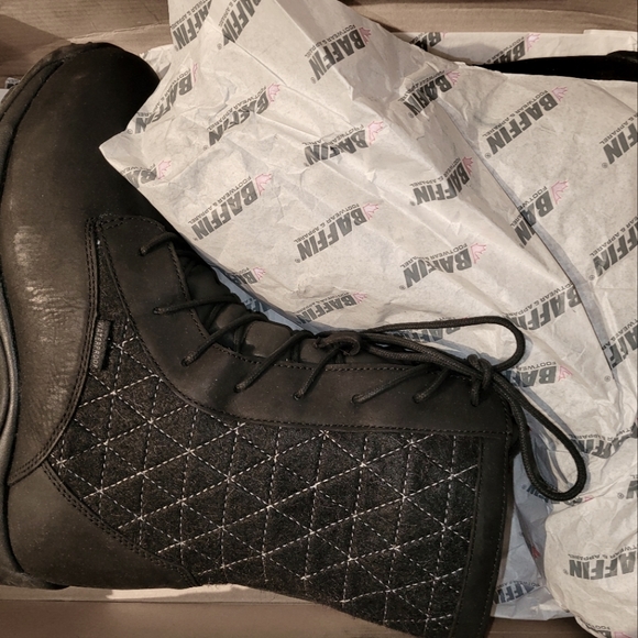 NWT Women's Alpine boots, size US 10, EUR 40, black - Picture 4 of 8